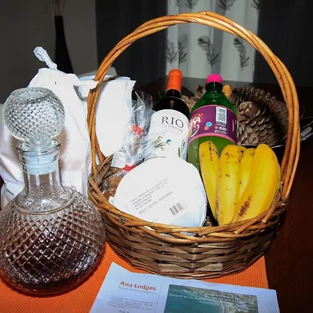 Ferienhaus Fuer 9 Personen Ca 120 Qm In Machico, Madeira Ostkueste Von Madeira *