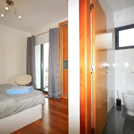 Ferienhaus Fuer 9 Personen Ca 120 Qm In Machico, Madeira Ostkueste Von Madeira Holiday home